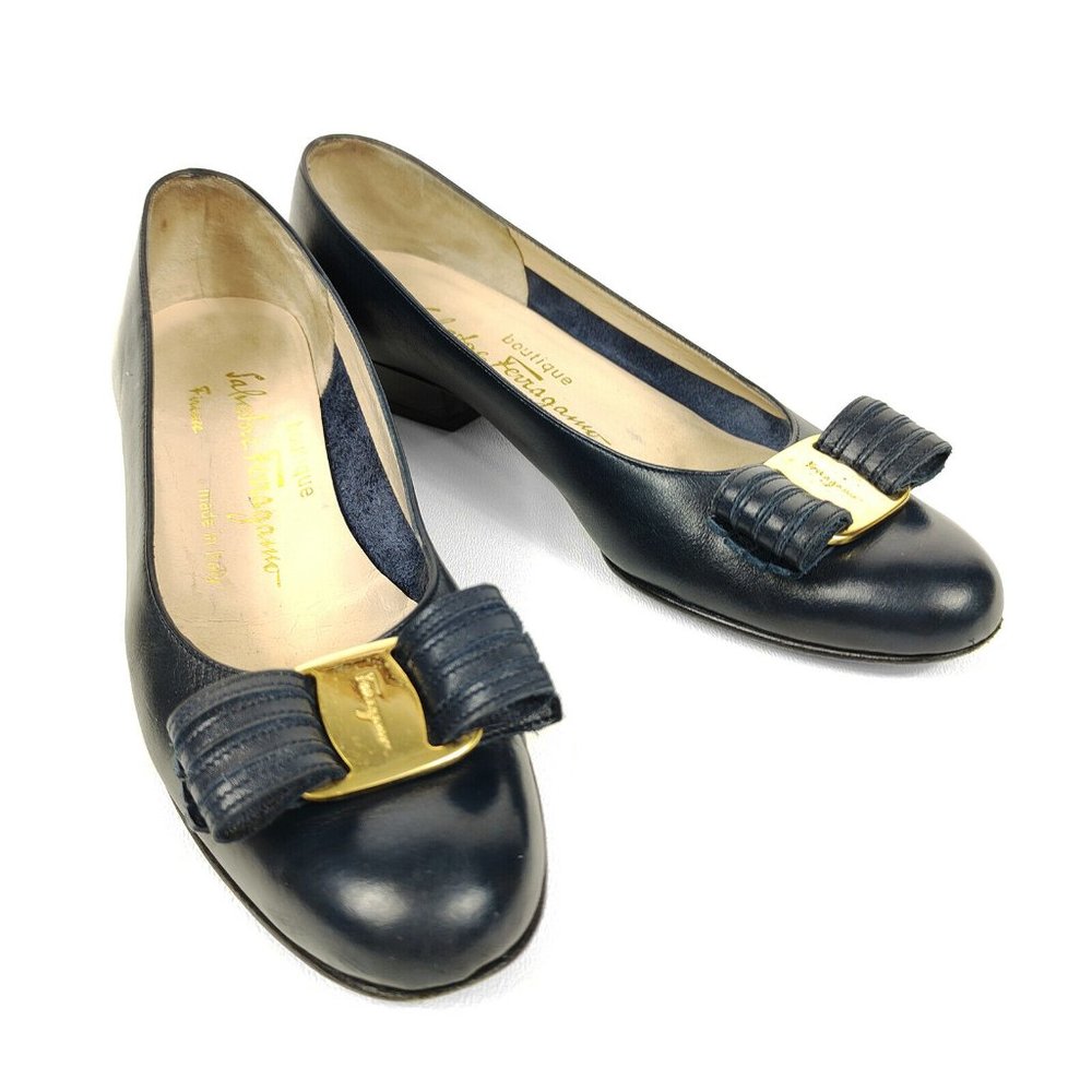 Salvatore Ferragamo Pumps Boutique Vara  5 Women's